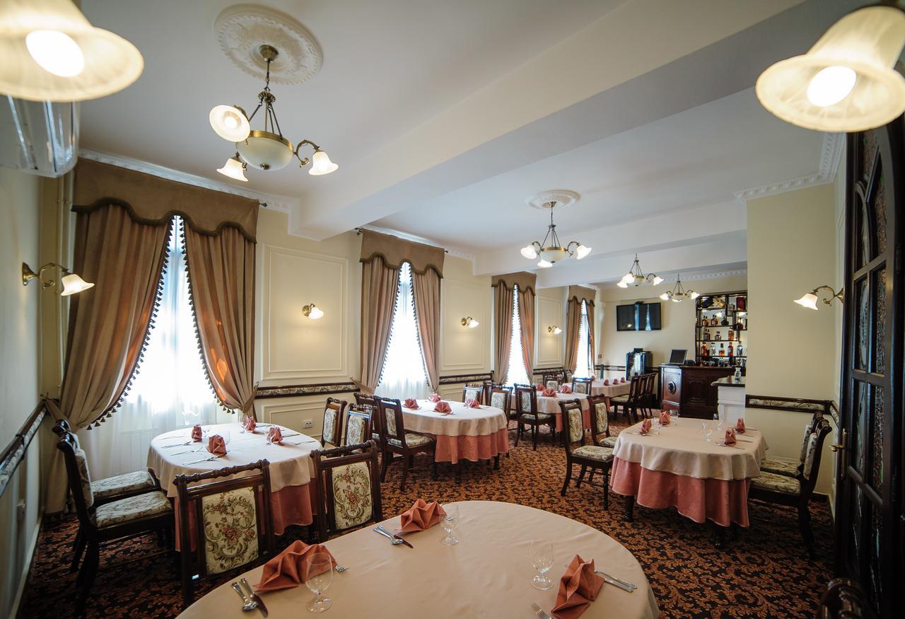 Hotel Gala Oradea Exterior foto